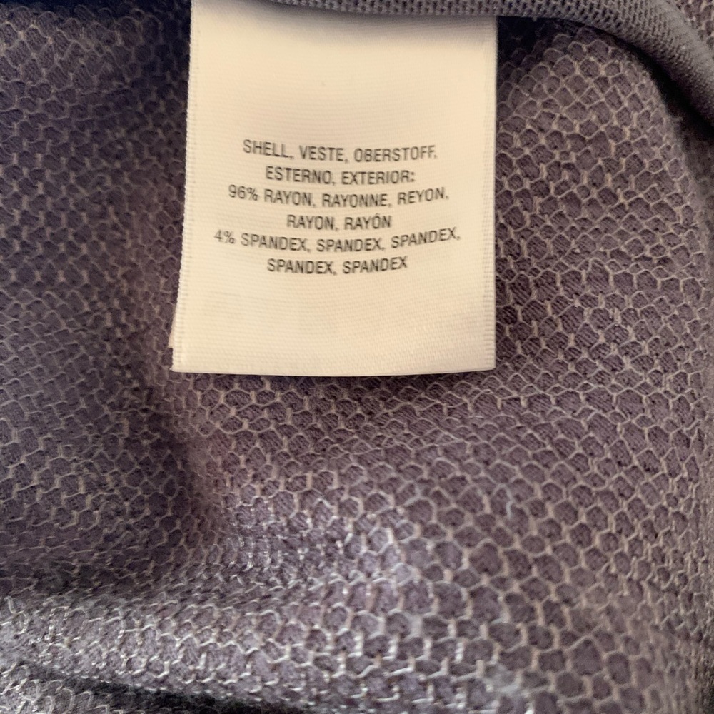 ANTHROPOLOGIE Deletta Gold Sequin V-neck Tee Shirt - Picture 9 of 11